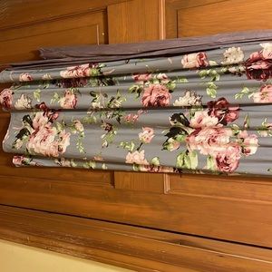 Fun spring dress-new without tags